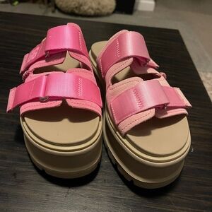 UGGS Pink Slip On Sandals (DEFECTED) Woman’s 7.